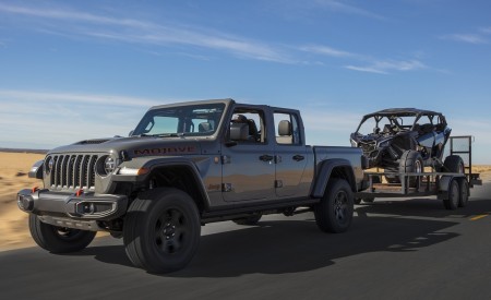 2020 Jeep Gladiator Mojave Front Three-Quarter Wallpapers 450x275 (7)
