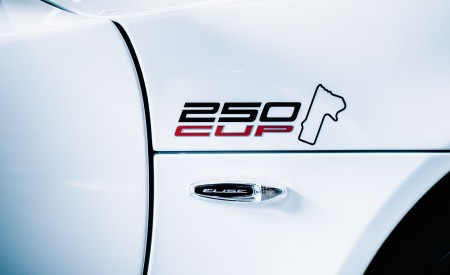2020 Lotus Elise Cup 250 Bathurst Edition Detail Wallpapers 450x275 (6)