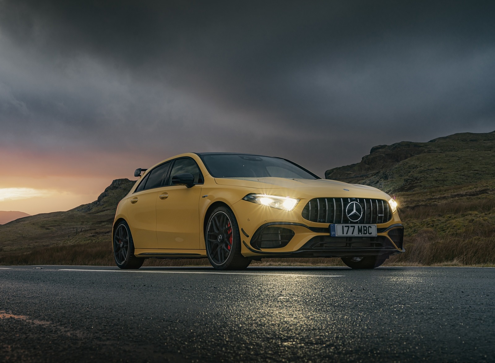 2020 Mercedes-AMG A 45 S (UK-Spec) Front Three-Quarter Wallpapers #42 of 75