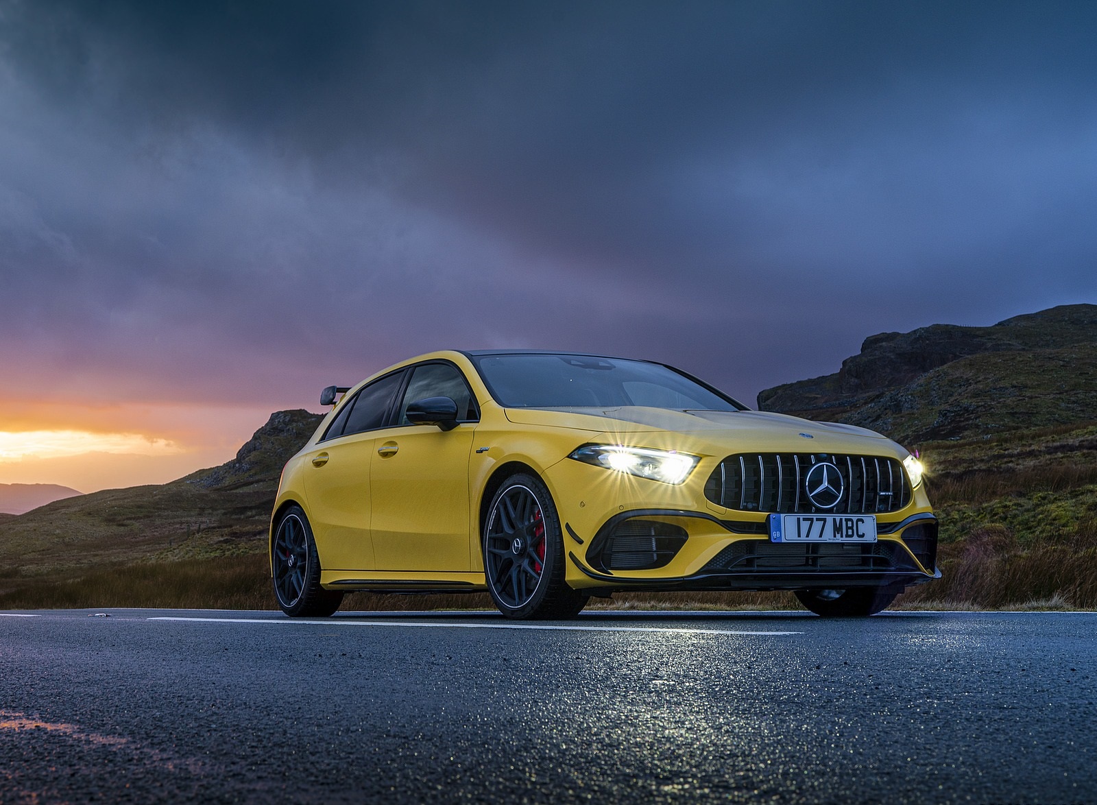 2020 Mercedes-AMG A 45 S (UK-Spec) Front Three-Quarter Wallpapers #43 of 75