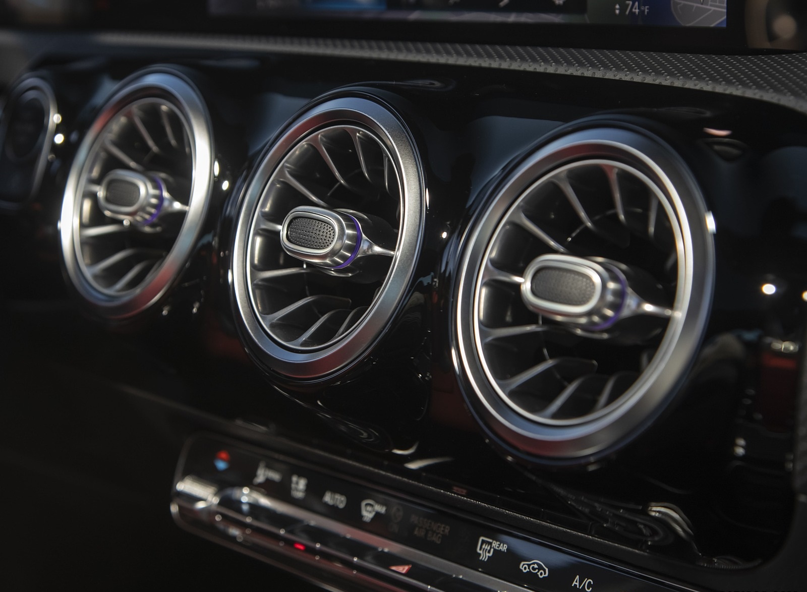 2020 Mercedes-AMG CLA 45 (US-Spec) Interior Detail Wallpapers #66 of 73
