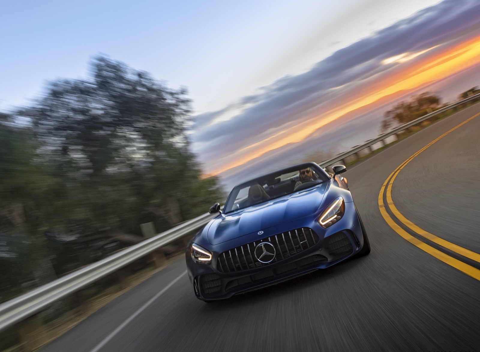 2020 Mercedes-AMG GT R Roadster (US-Spec) Front Wallpapers #1 of 75