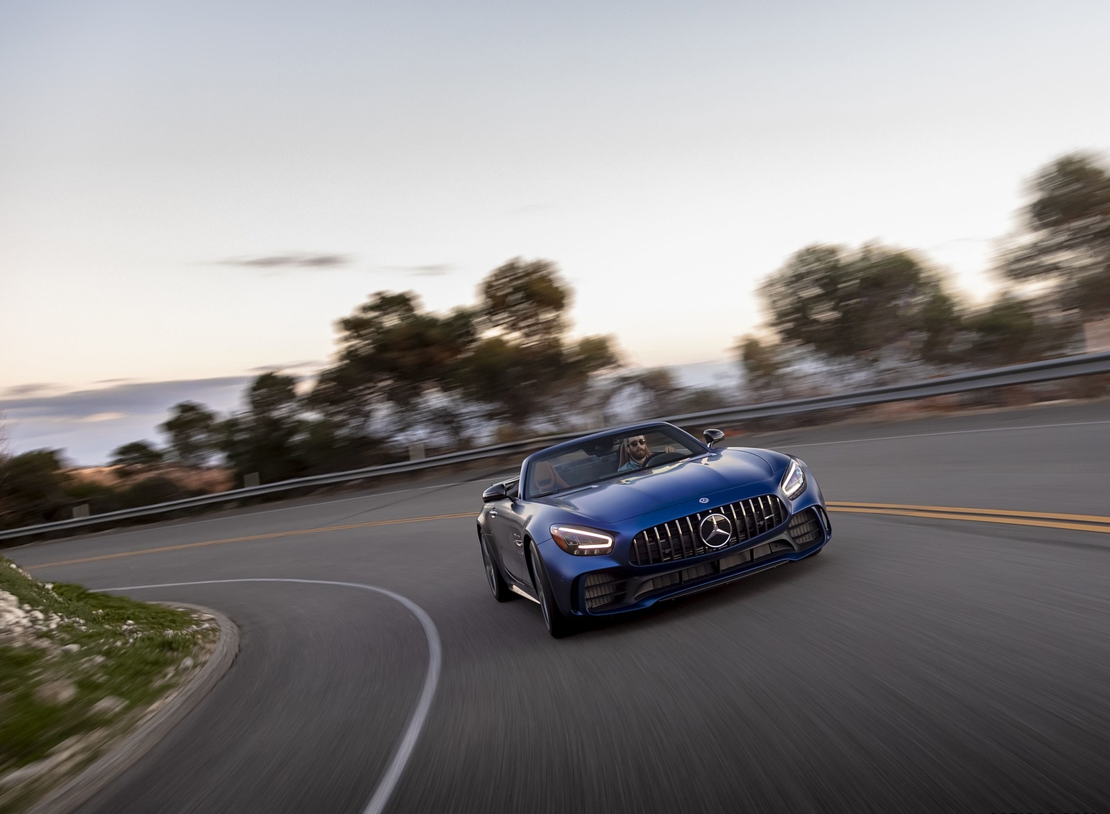 2020 Mercedes-AMG GT R Roadster (US-Spec) Front Wallpapers #18 of 75