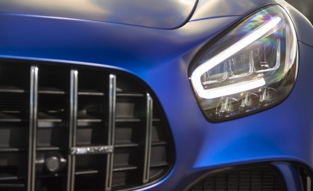 2020 Mercedes-AMG GT R Roadster (US-Spec) Headlight Wallpapers 450x275 (50)