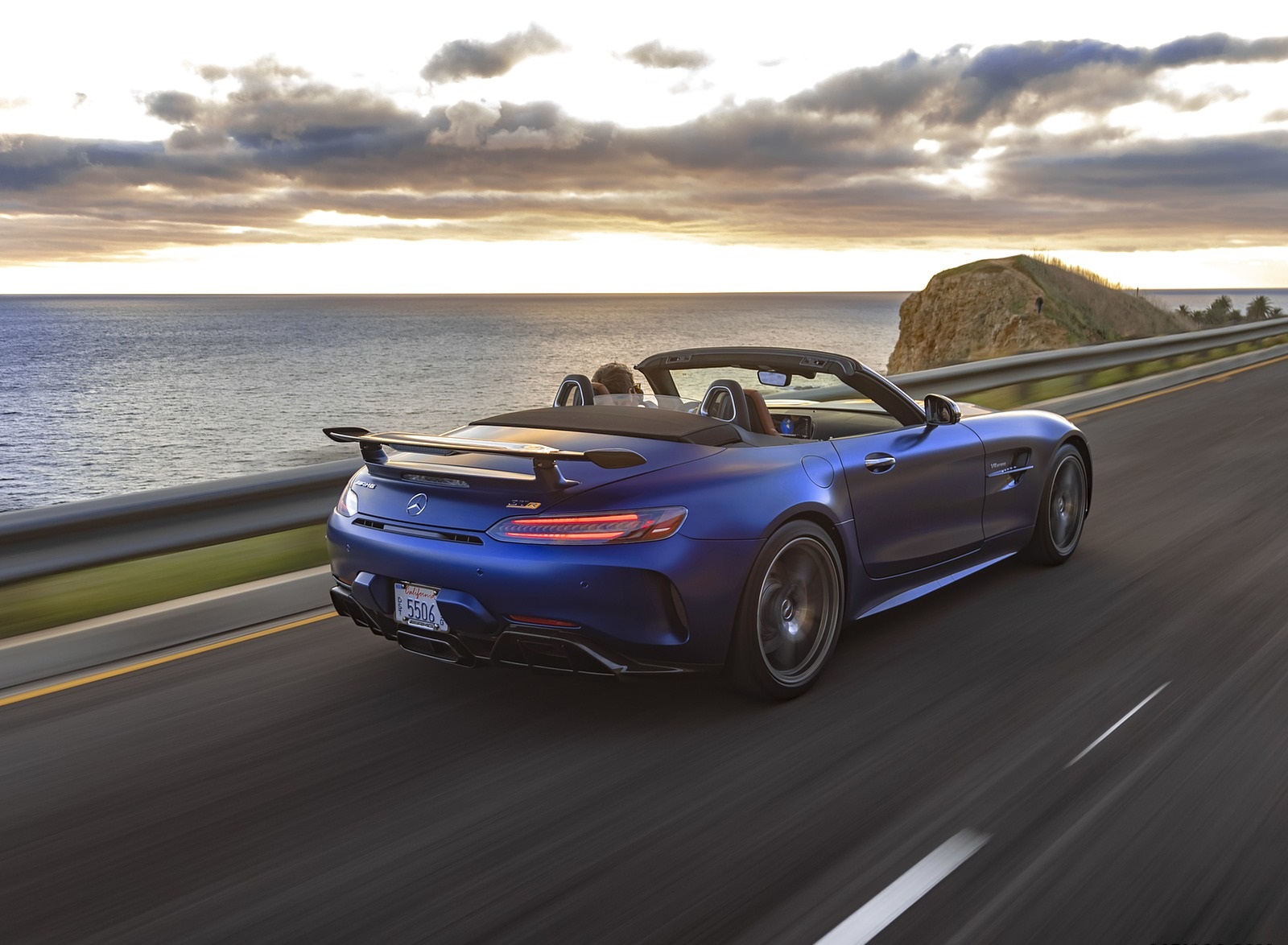 2020 Mercedes-AMG GT R Roadster (US-Spec) Rear Three-Quarter Wallpapers (9)