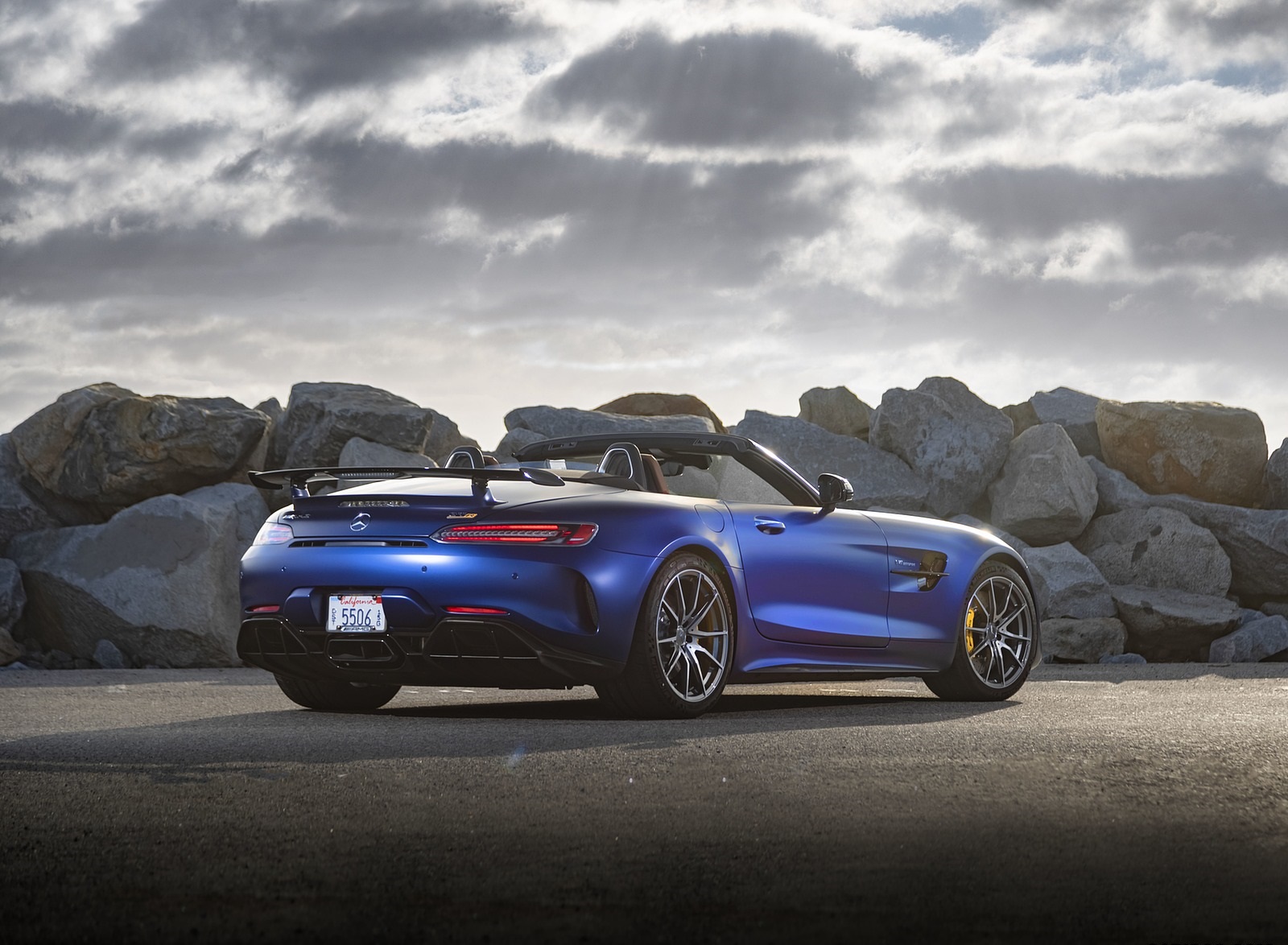 2020 Mercedes-AMG GT R Roadster (US-Spec) Rear Three-Quarter Wallpapers #39 of 75
