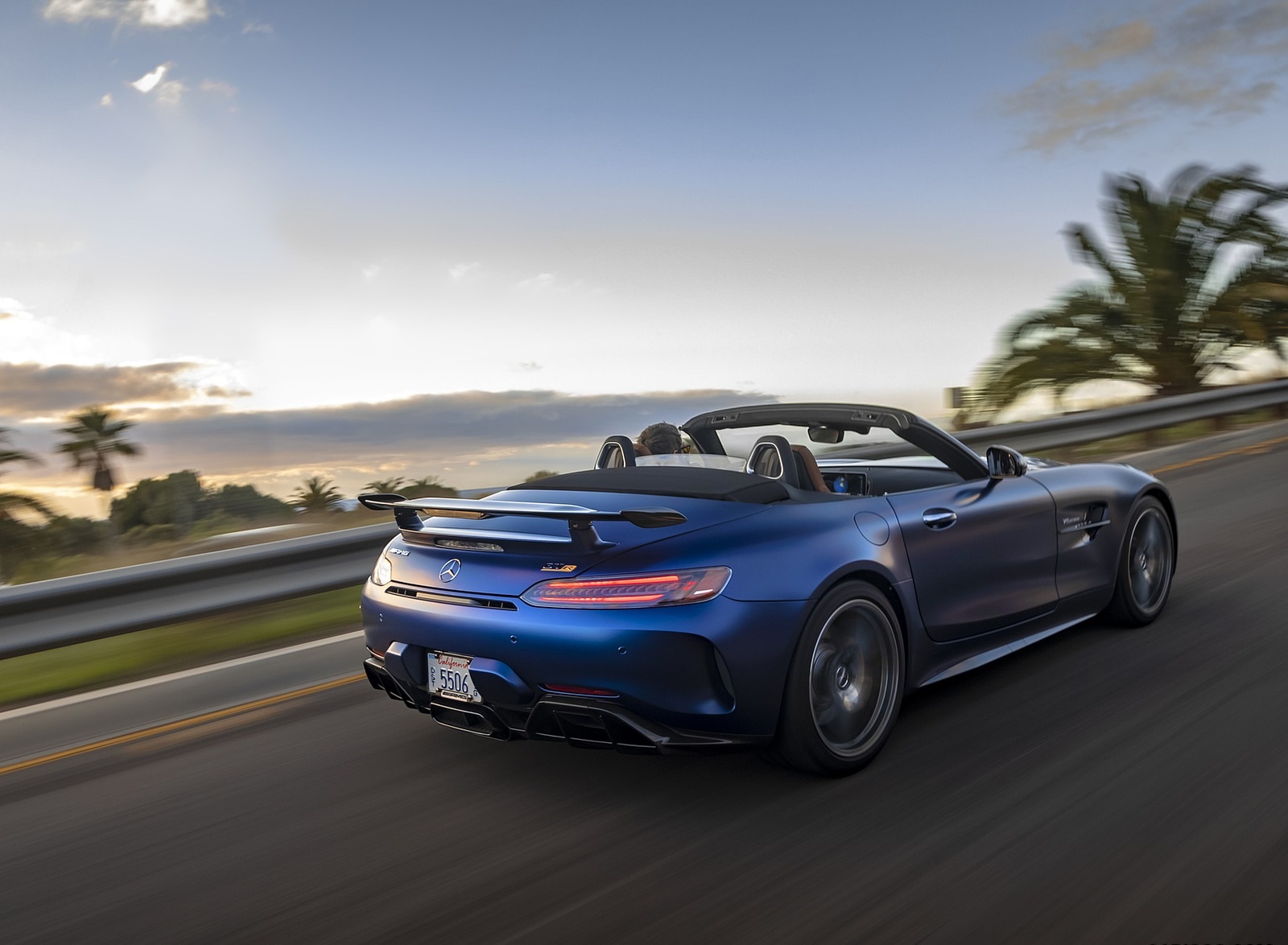 2020 Mercedes-AMG GT R Roadster (US-Spec) Rear Three-Quarter Wallpapers #12 of 75
