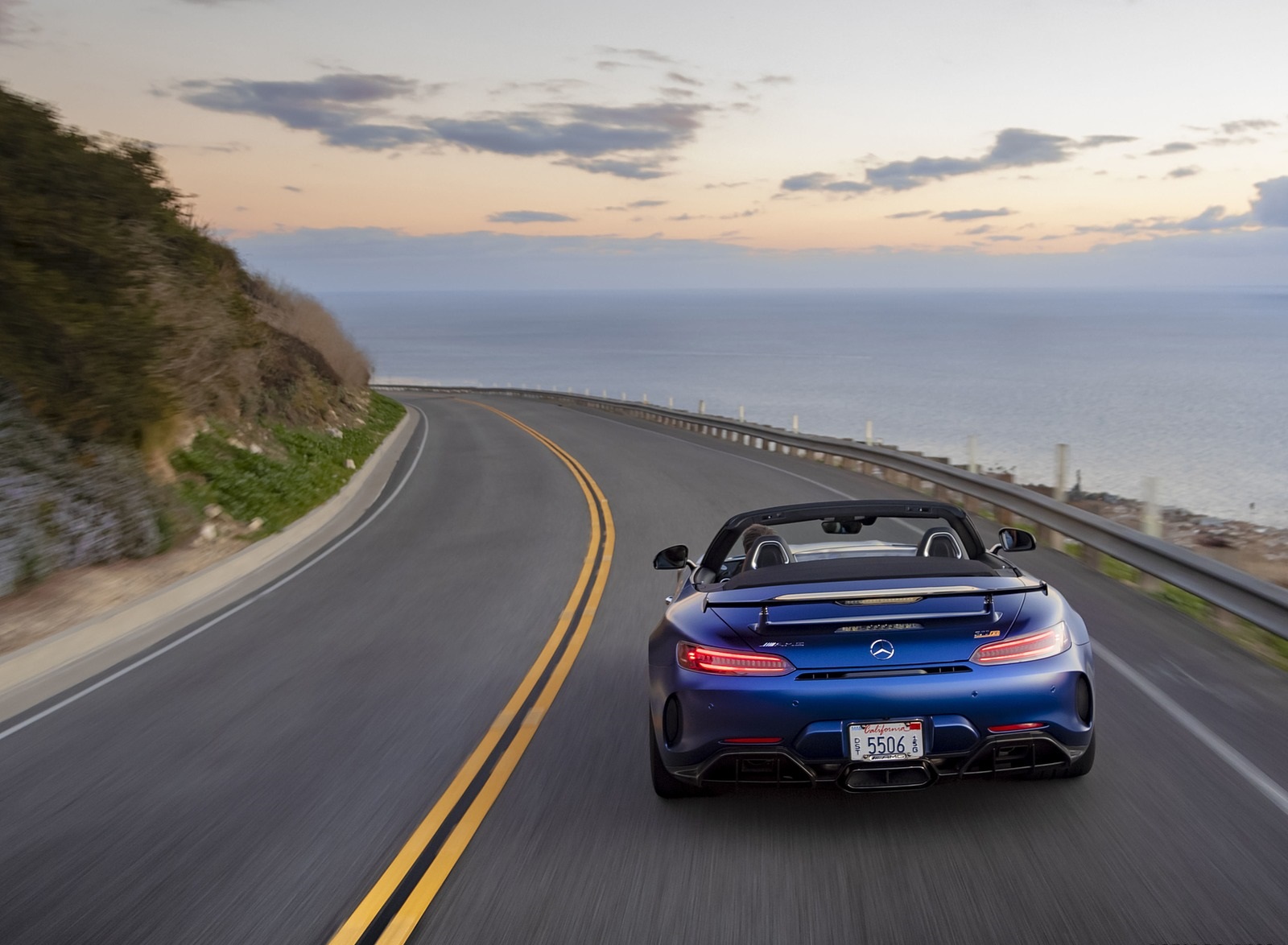 2020 Mercedes-AMG GT R Roadster (US-Spec) Rear Wallpapers #28 of 75