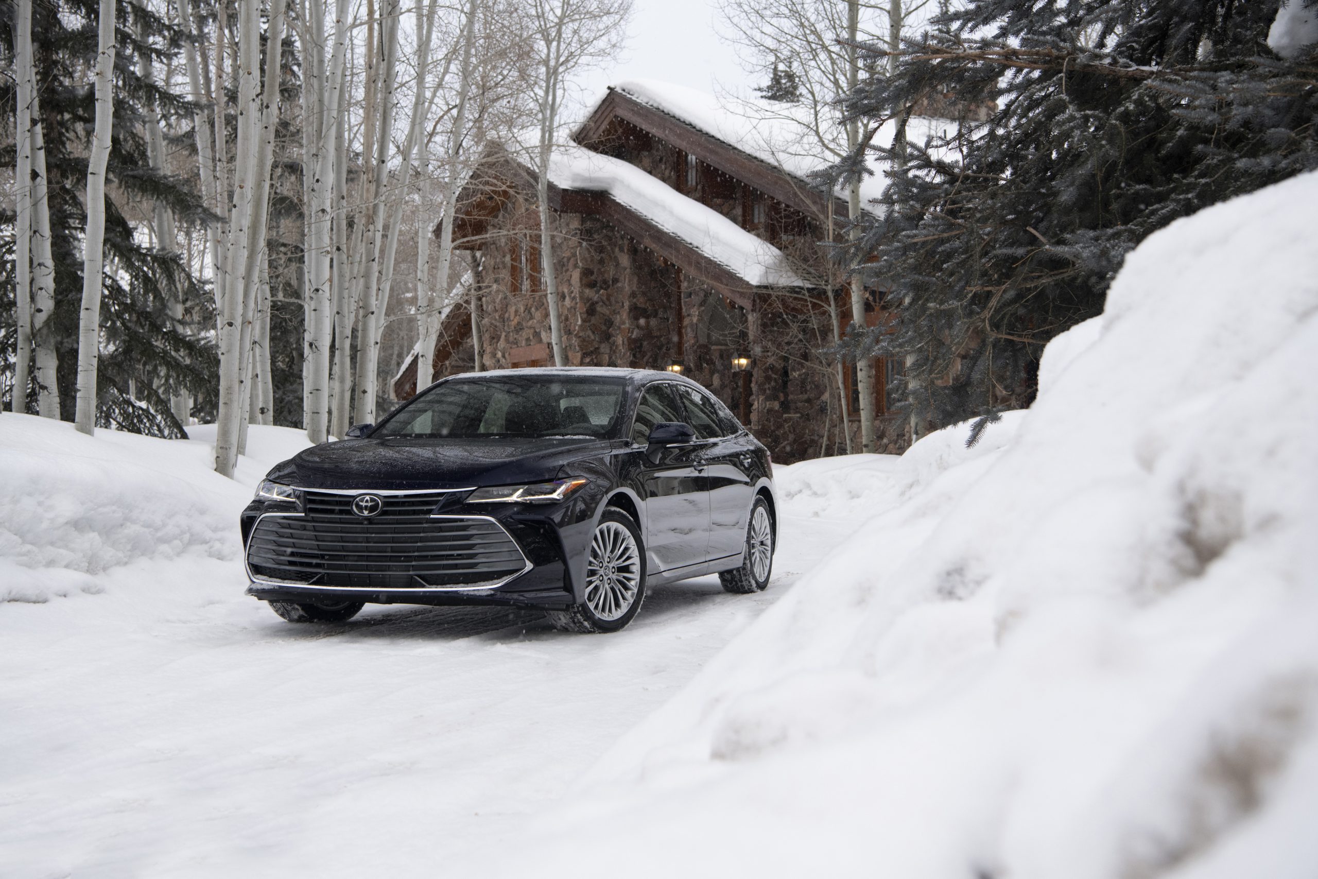 2020 Toyota Avalon Limited AWD Front Three-Quarter Wallpapers (7)