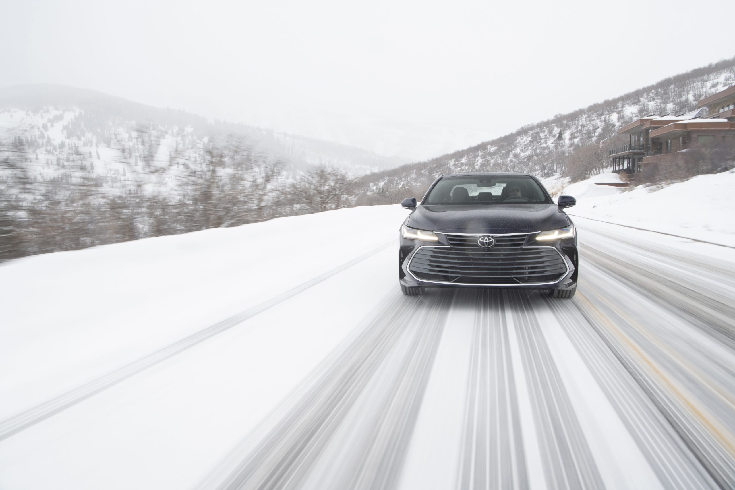 2020 Toyota Avalon Limited AWD Front Wallpapers (4)