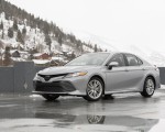 2020 Toyota Camry XLE AWD Front Three-Quarter Wallpapers 150x120