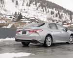 2020 Toyota Camry XLE AWD Rear Three-Quarter Wallpapers 150x120 (7)