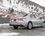 2020 Toyota Camry XLE AWD Rear Three-Quarter Wallpapers 150x120 (7)