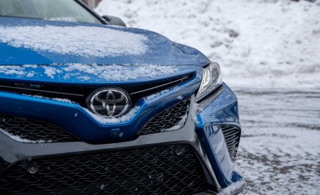 2020 Toyota Camry XSE AWD Detail Wallpapers 450x275 (59)