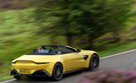 2021 Aston Martin Vantage Roadster (Color: Yellow Tang) Rear Three-Quarter Wallpapers 450x275 (40)