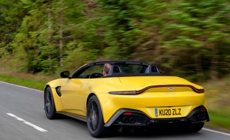 2021 Aston Martin Vantage Roadster (Color: Yellow Tang) Rear Three-Quarter Wallpapers 450x275 (32)