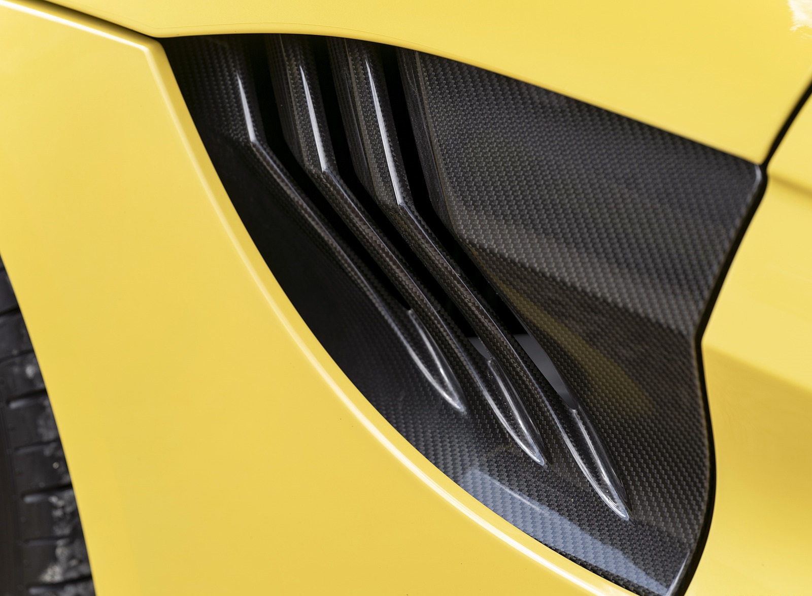 2021 Aston Martin Vantage Roadster (Color: Yellow Tang) Side Vent Wallpapers #58 of 175
