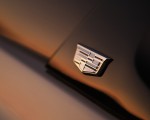 2021 Cadillac Escalade Badge Wallpapers 150x120 (26)