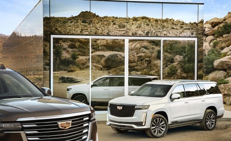 2021 Cadillac Escalade Front Three-Quarter Wallpapers 450x275 (5)