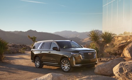 2021 Cadillac Escalade Front Three-Quarter Wallpapers 450x275 (9)