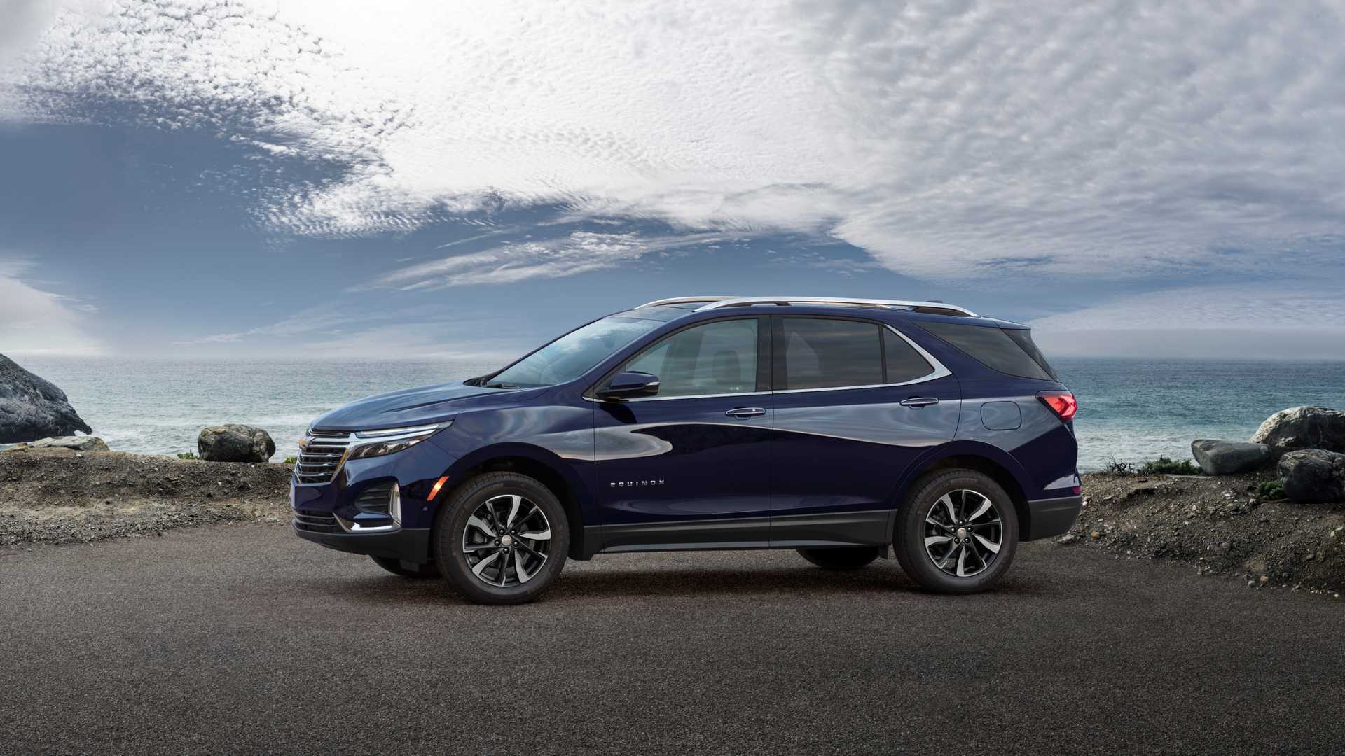 2021 Chevrolet Equinox Premier Front Three-Quarter Wallpapers (4)