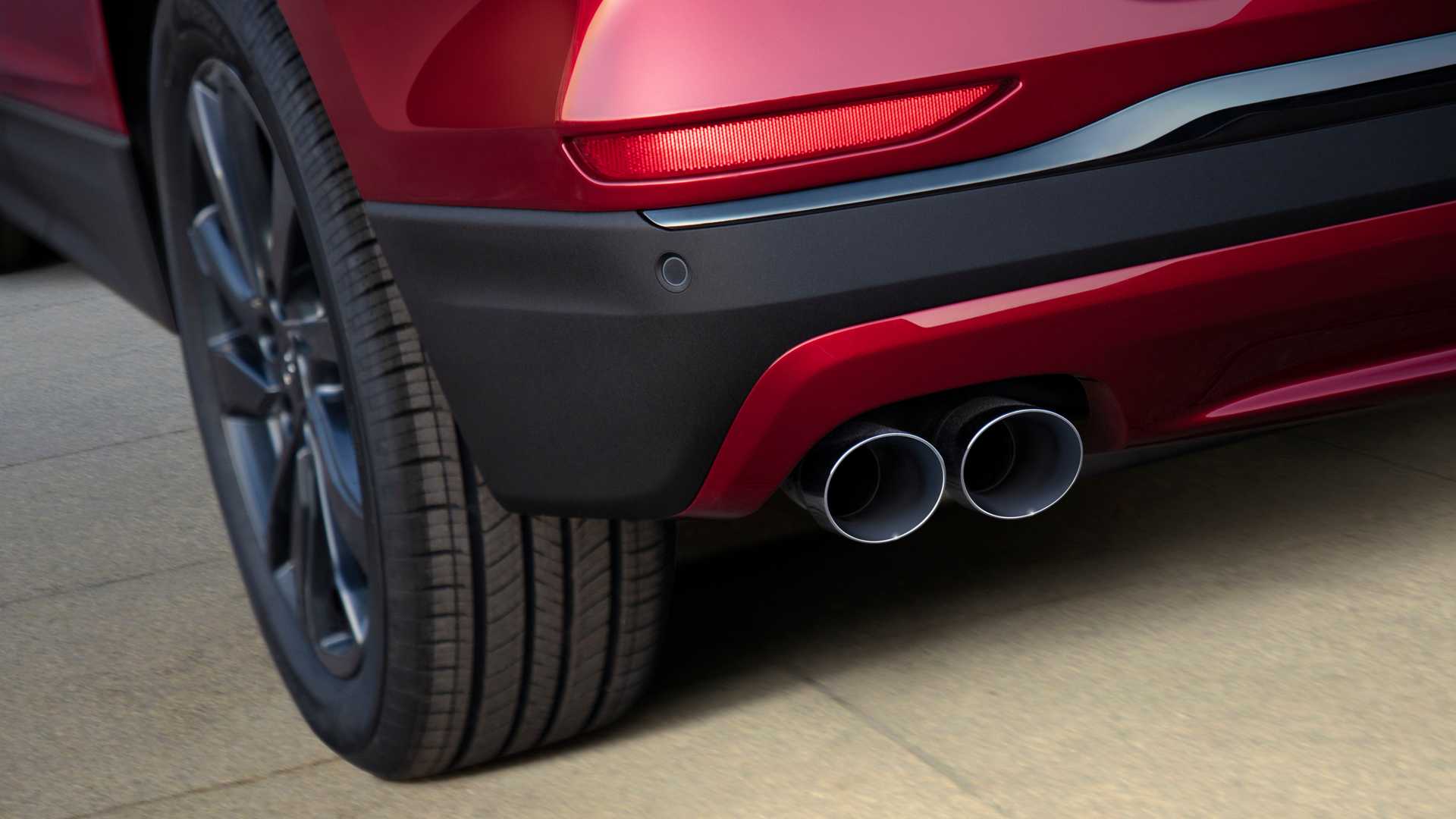 2021 Chevrolet Equinox RS Tailpipe Wallpapers #13 of 21