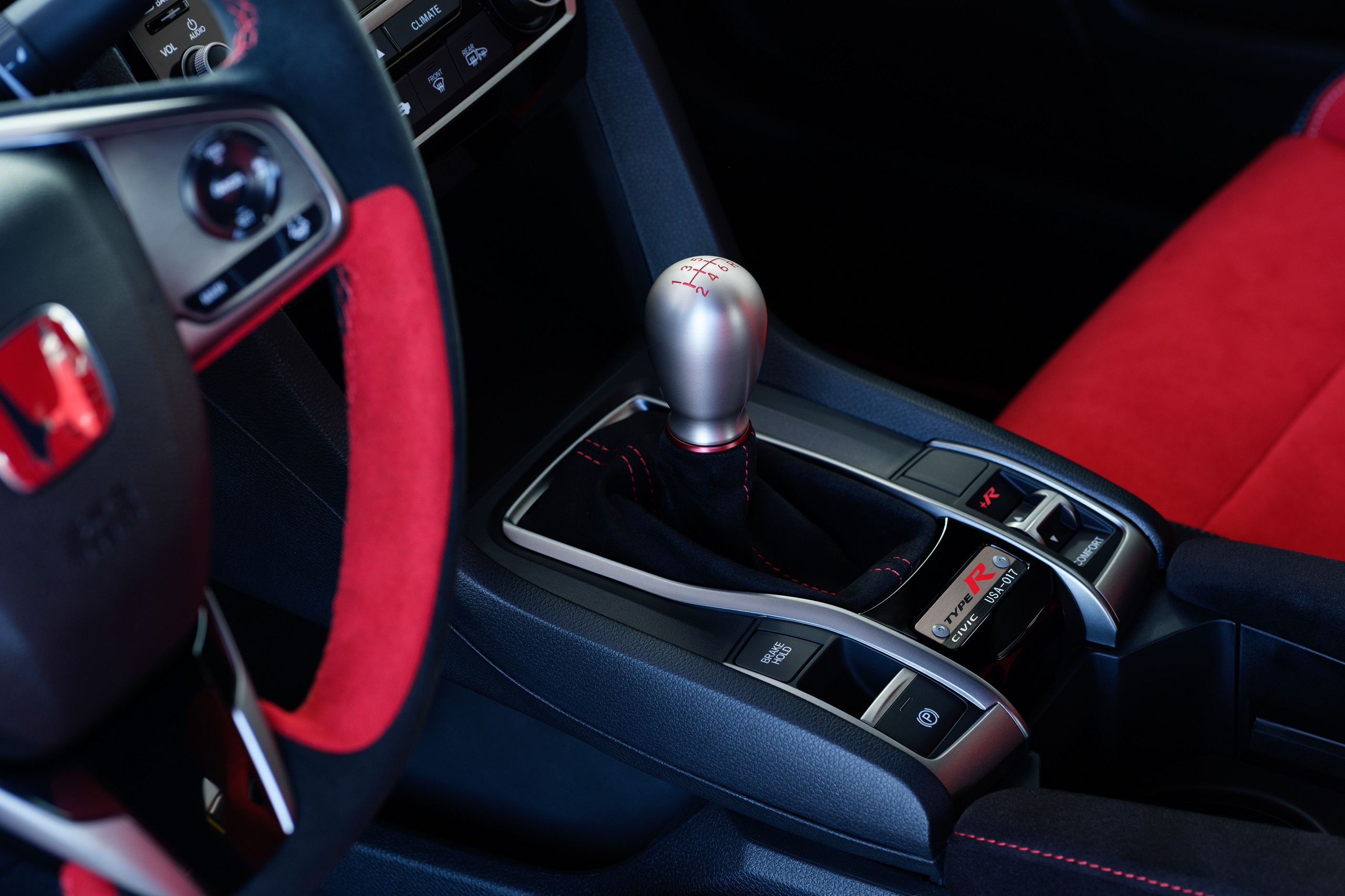 2021 Honda Civic Type R Limited Edition Central Console Wallpapers #32 of 92
