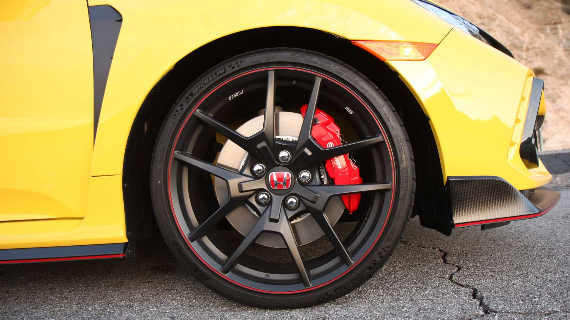 2021 Honda Civic Type R Limited Edition (Color: Sunlight Yellow) Wheel Wallpapers #50 of 92