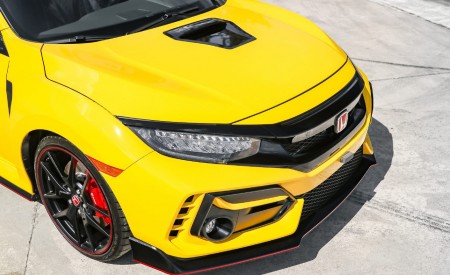 2021 Honda Civic Type R Limited Edition Detail Wallpapers 450x275 (22)