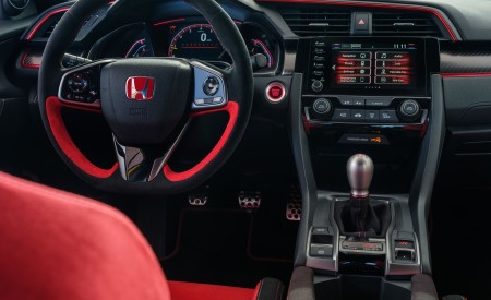 2021 Honda Civic Type R Limited Edition Interior Cockpit Wallpapers 450x275 (29)