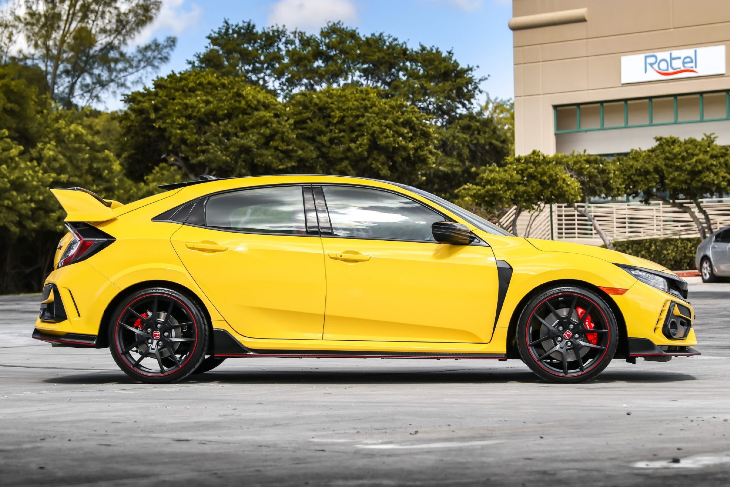2021 Honda Civic Type R Limited Edition Side Wallpapers #20 of 92