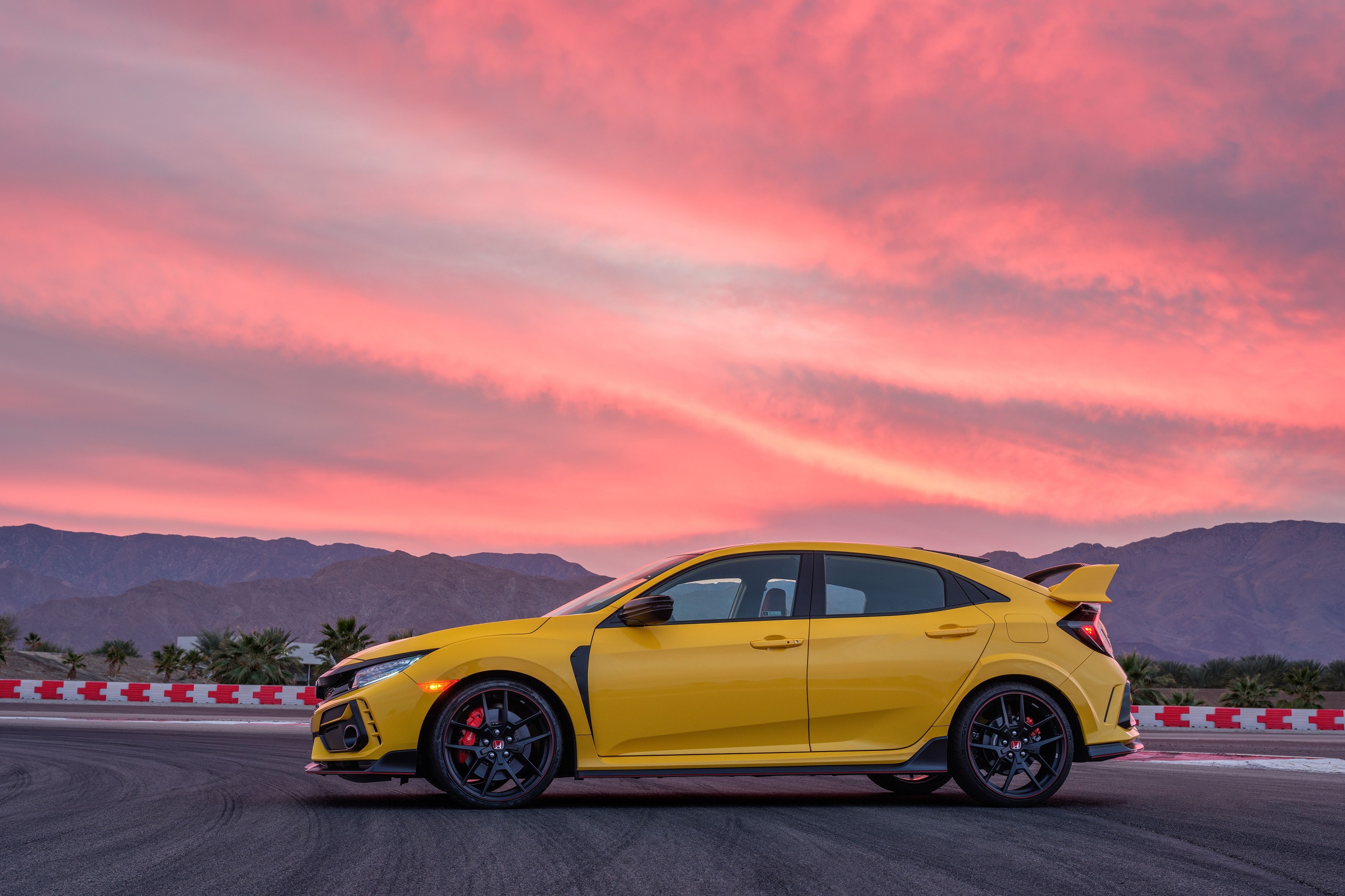 2021 Honda Civic Type R Limited Edition Side Wallpapers #14 of 92
