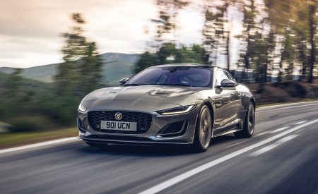 2021 Jaguar F-TYPE P300 Coupe RWD (Color: Eiger Grey) Front Three-Quarter Wallpapers 450x275 (2)