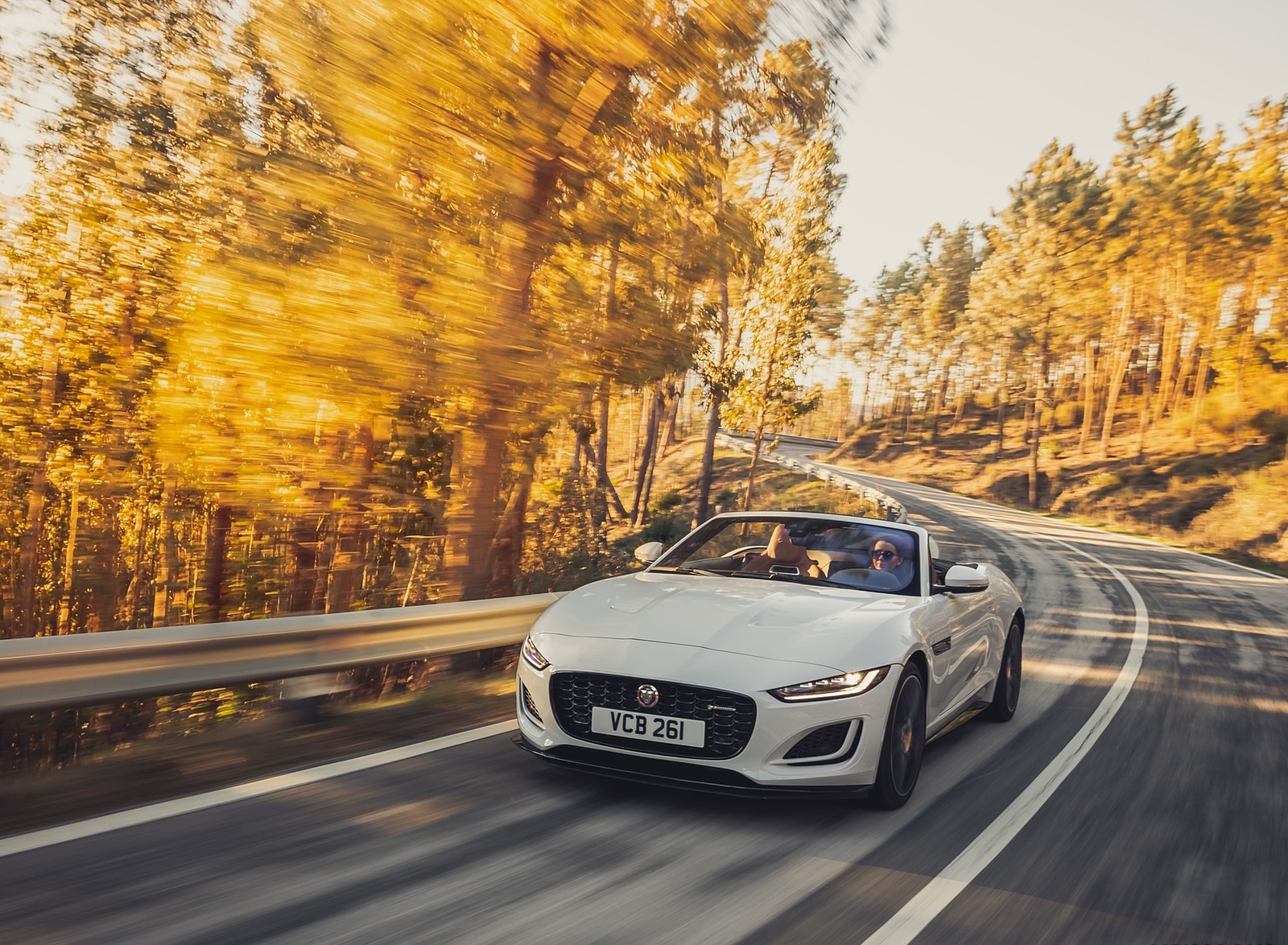 2021 Jaguar F-TYPE R-Dynamic P450 Convertible RWD (Color: Fuji White) Front Wallpapers #12 of 30