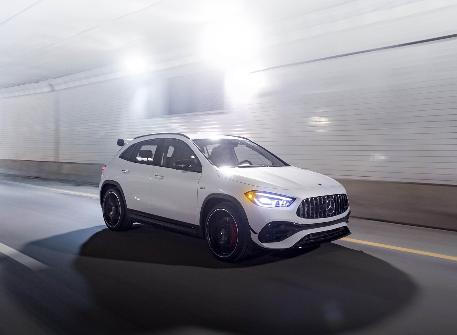 2021 Mercedes-AMG GLA 45 Front Three-Quarter Wallpapers  (5)