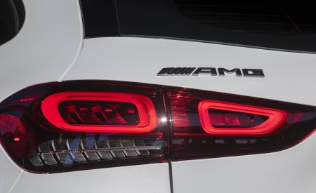 2021 Mercedes-AMG GLA 45 Tail Light Wallpapers 450x275 (28)