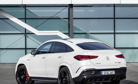 2021 Mercedes-AMG GLE 63 S 4MATIC+ Coupe (Color: Diamond White) Rear Three-Quarter Wallpapers 450x275 (52)