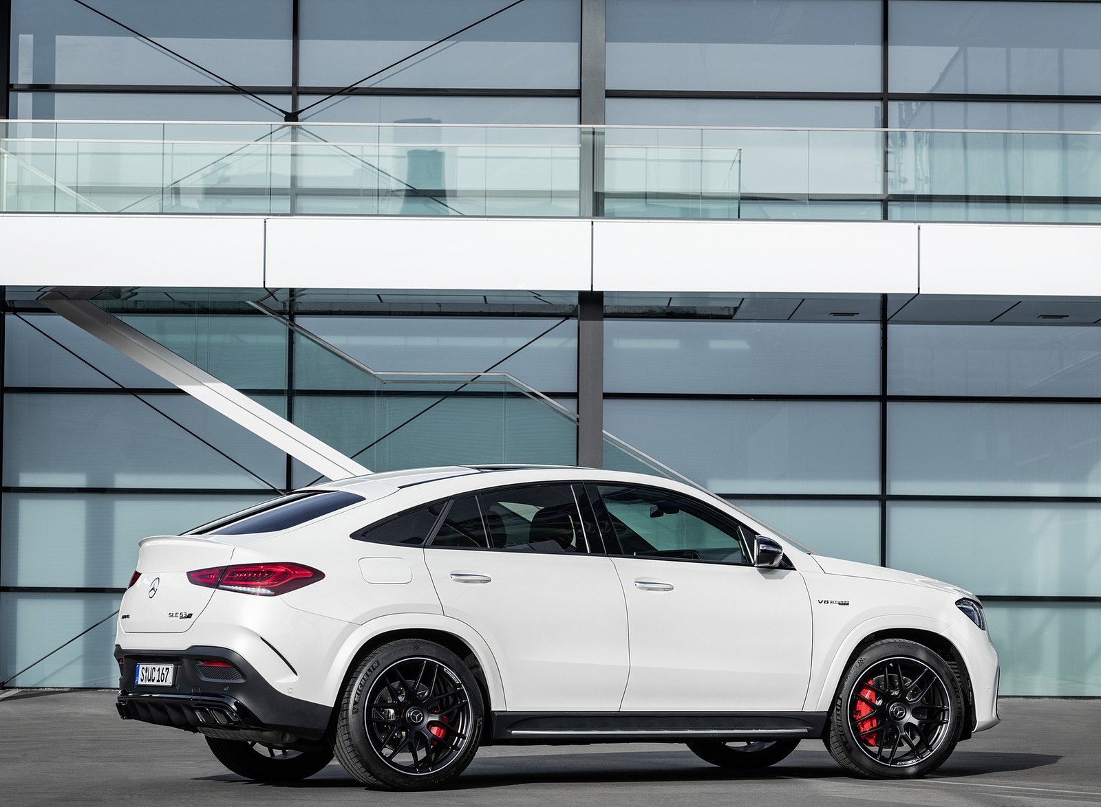 2021 Mercedes-AMG GLE 63 S 4MATIC+ Coupe (Color: Diamond White) Side Wallpapers #53 of 65