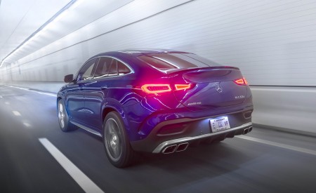 2021 Mercedes-AMG GLE 63 S Coupe (US-Spec) Rear Three-Quarter Wallpapers  450x275 (8)
