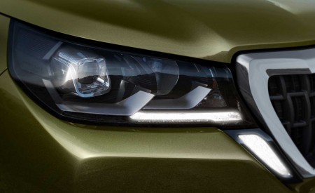 2021 Peugeot Landtrek Headlight Wallpapers 450x275 (11)