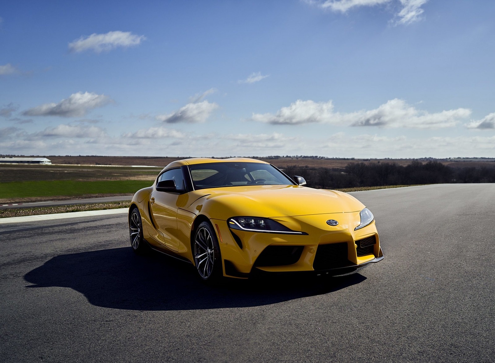 2021 Toyota GR Supra 2.0 Front Three-Quarter Wallpapers #9 of 19