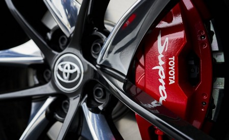 2021 Toyota GR Supra 3.0 Premium Brakes Wallpapers 450x275 (10)