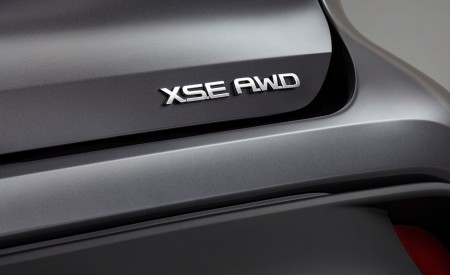 2021 Toyota Highlander XSE AWD Badge Wallpapers 450x275 (10)