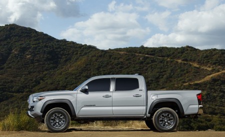2021 Toyota Tacoma Trail Special Editions Side Wallpapers 450x275 (3)