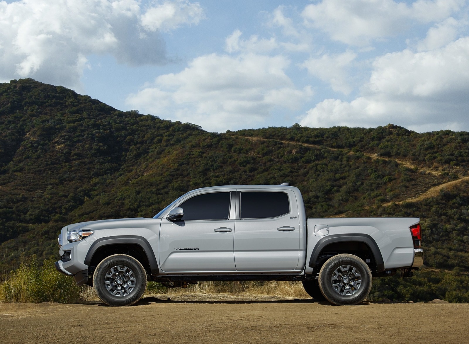 2021 Toyota Tacoma Trail Special Editions Side Wallpapers (3)