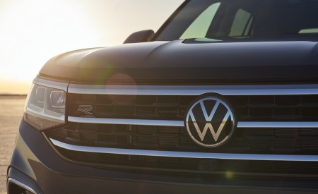 2021 Volkswagen Atlas SEL V6 R-Line Grill Wallpapers 450x275 (16)