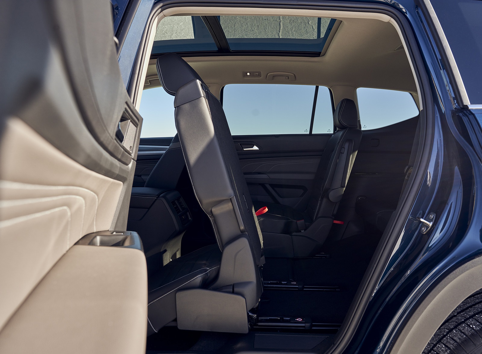 2021 Volkswagen Atlas SEL V6 R-Line Interior Rear Seats Wallpapers #28 of 61