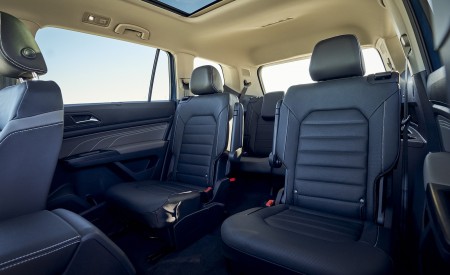 2021 Volkswagen Atlas SEL V6 R-Line Interior Rear Seats Wallpapers 450x275 (29)