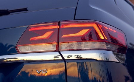 2021 Volkswagen Atlas Tail Light Wallpapers 450x275 (53)