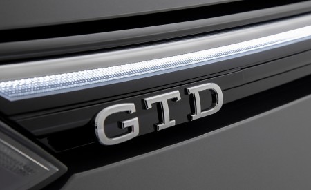 2021 Volkswagen Golf GTD Detail Wallpapers 450x275 (9)